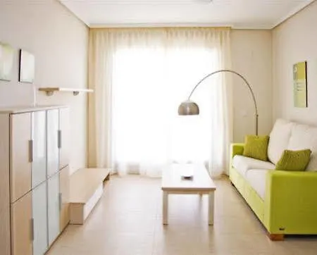 Realrent Plaza Mayor דירה קלפה